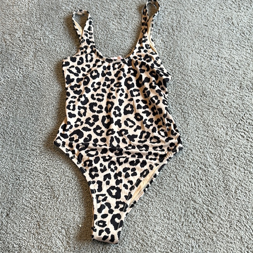NWOT Cheetah print one piece swimsuit